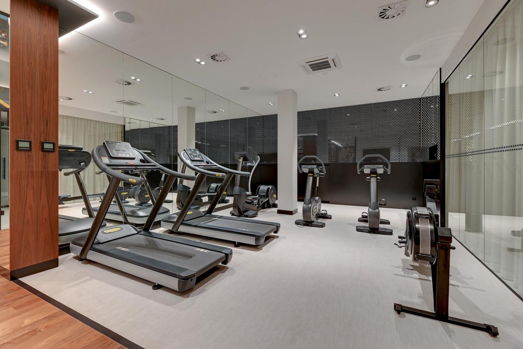 Brabank 20 By Grand Apartment *